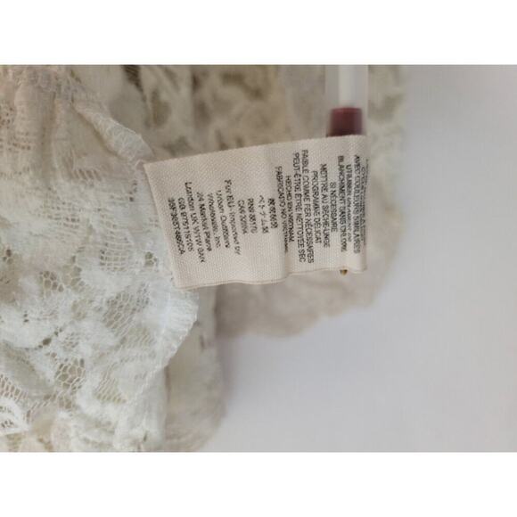 Free People SZ S Lace Sheer Top 3/4 Sleeve Ruffled Crochet White Oversize Boxy - Picture 9 of 9